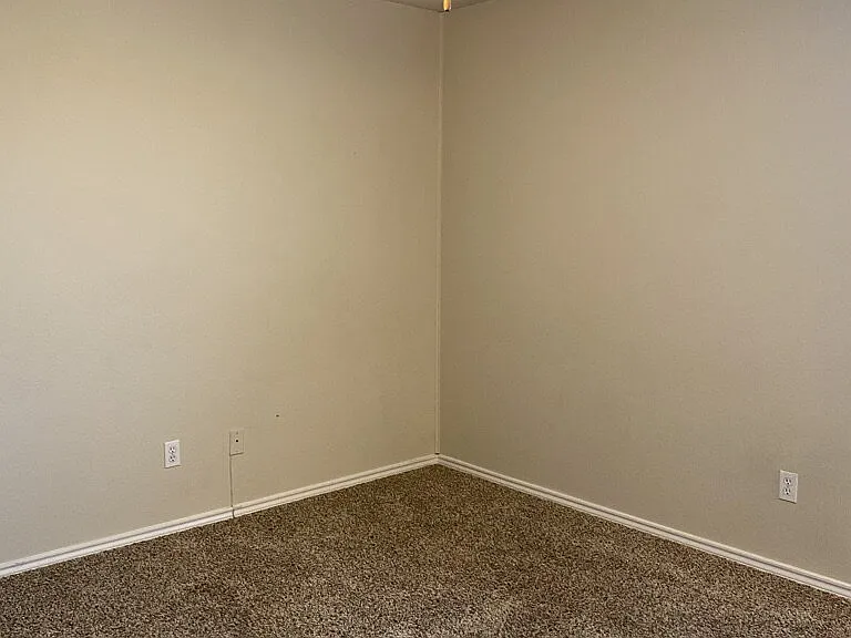 2112 Main St #4 — Photo 9