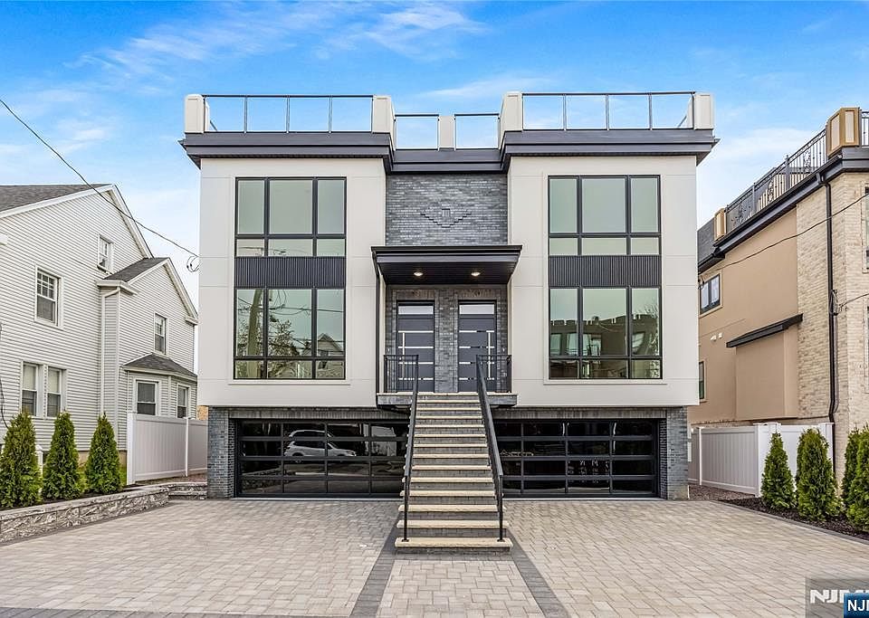 1st image of 49 Lincoln Ave