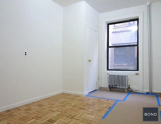 Rented by Bond New York | media 17