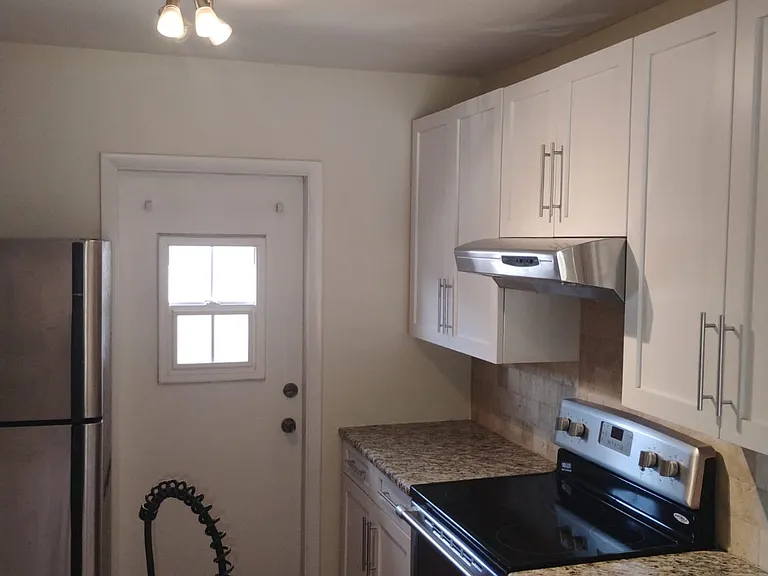 5011 W Oakland Park Blvd #203 — Photo 2