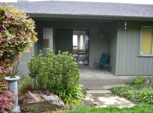 33 Inverness Dr, San Rafael, CA 94901