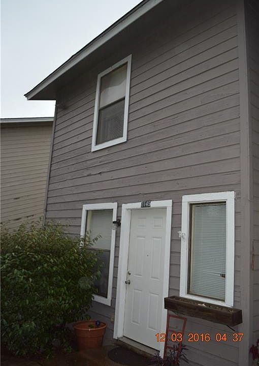 1st image of 2137 Knoll Crest Dr