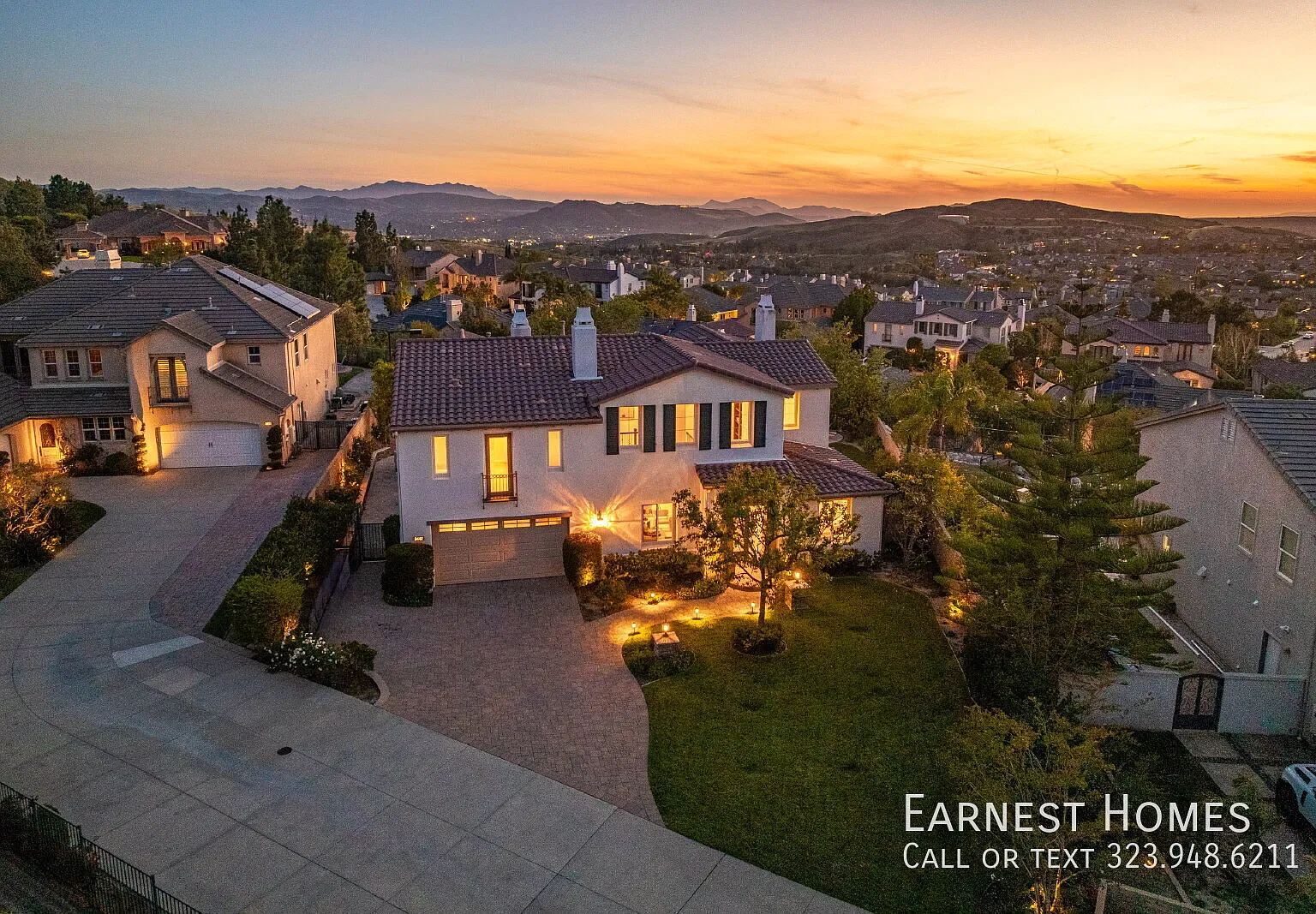 Spacious 5-Bedroom Simi Valley Estate with Pool, Spa, Sports Court & Mountain Views — Photo 3