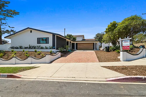 1703 Pescadores Ave Photo 1