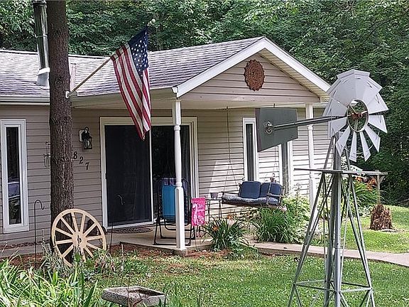 2nd image of 4827 Tanglewood Ave