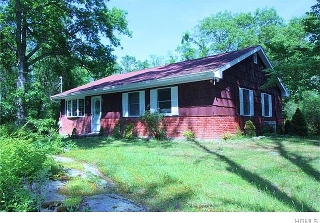 1st image of 40 Marshall Dr