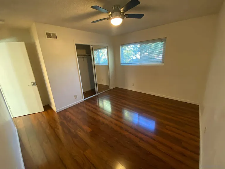 253 N Cedar St — Photo 13