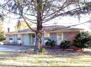 116 Bollingbrook Dr, Charlottesville, VA