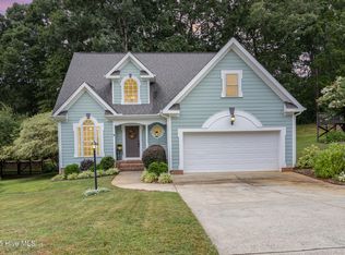 371 Chatham Forest Dr, Pittsboro, NC 27312