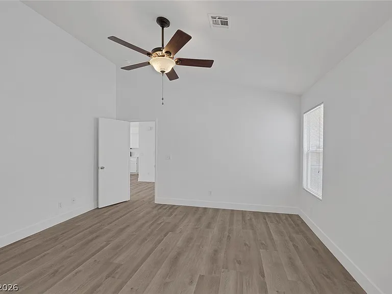 8249 Peaceful Canyon Dr — Photo 20