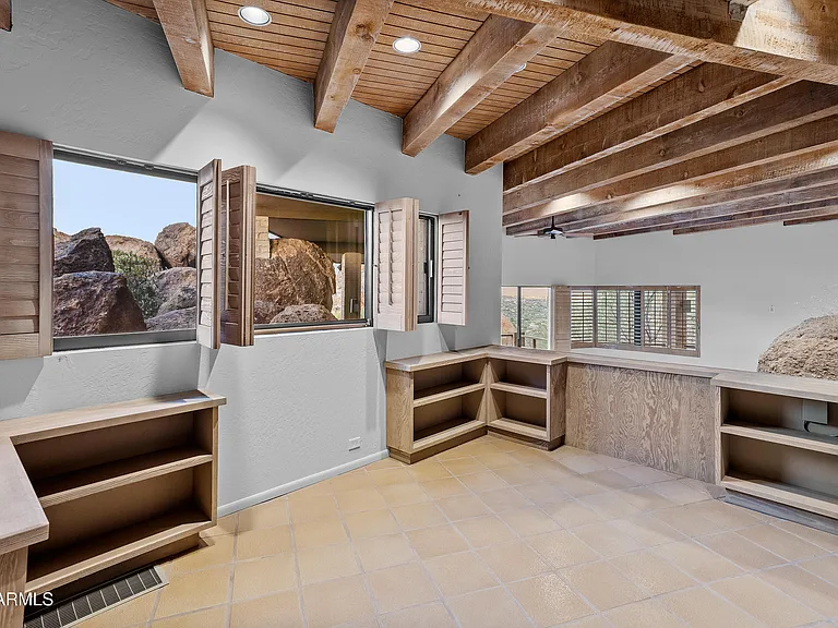 6700 E Hawksnest Rd — Photo 15