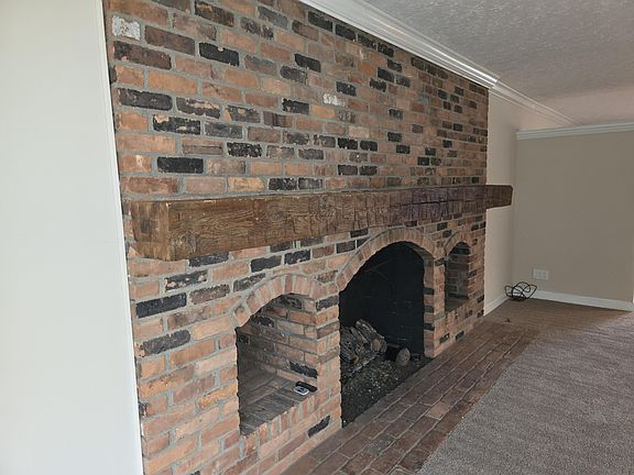 4th image of 3418 Dixboro Rd