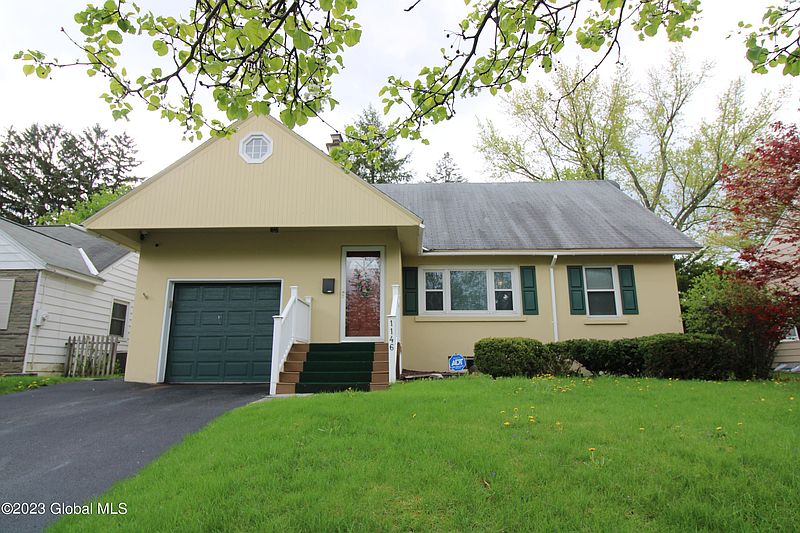 2nd image of 1146 McClellan Street