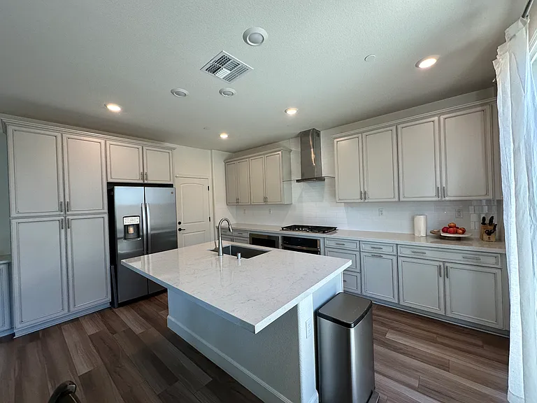 4447 French Dr — Photo 1