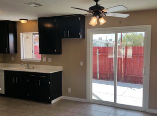 21278 Sitting Bull Rd, Apple Valley, CA 92308