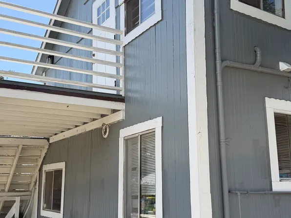 301 W 1st St, San Dimas, CA 91773