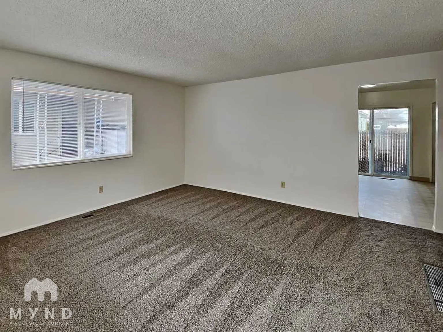 2 bed, 1.0 bath, 600 sqft, $1,359 — Photo 4