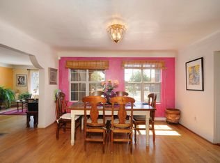 2119 Los Luceros Rd NW, Albuquerque, NM 87104