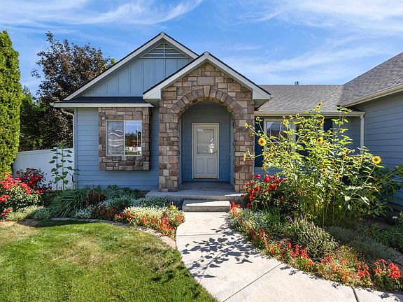 2nd image of 3509 Malibu Pl