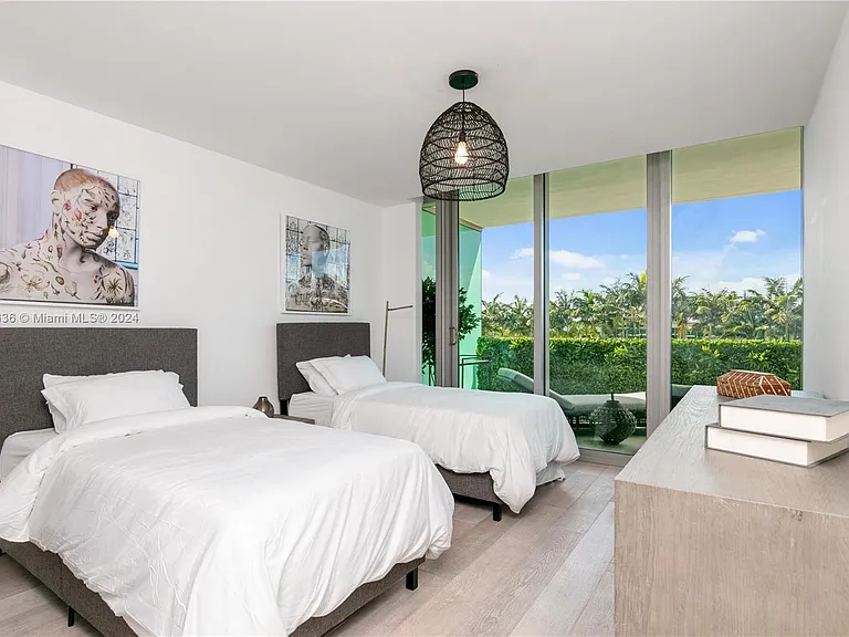 360 Ocean Dr #305S — Photo 27