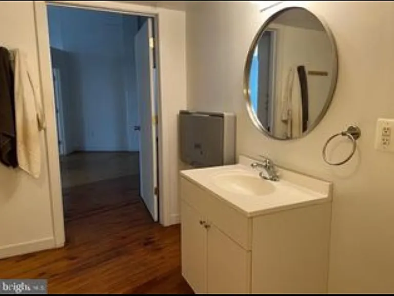 428 N 13th St #2H — Photo 24