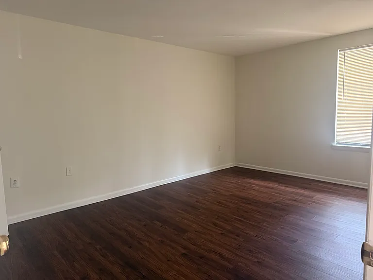 2842 Dover Ln #304 — Photo 21