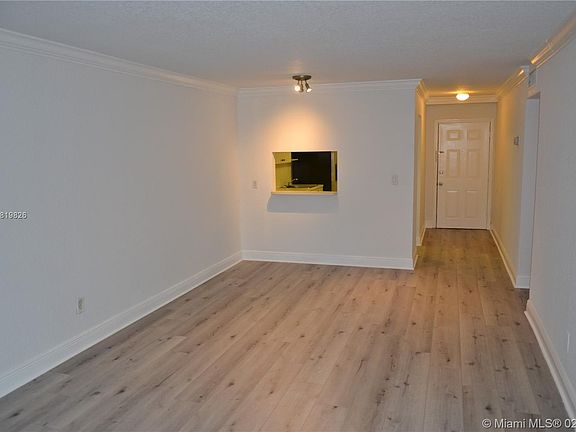 5th image of 9974 N Kendall Dr APT 1017