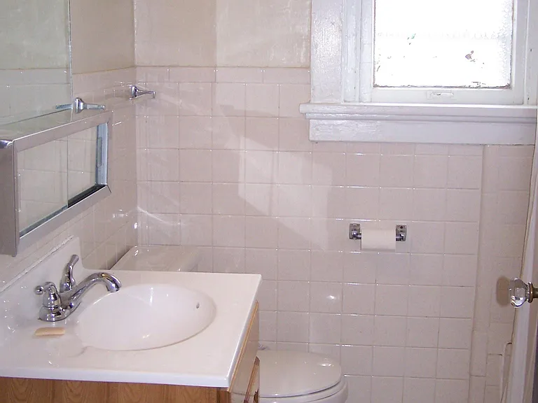 761 Heman Ave — Photo 5