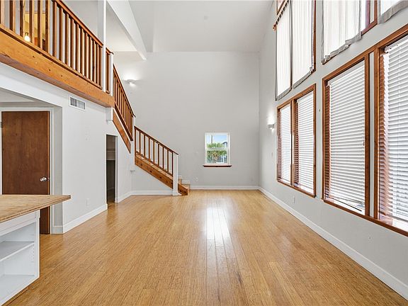 5th image of 604 La Juana Ct