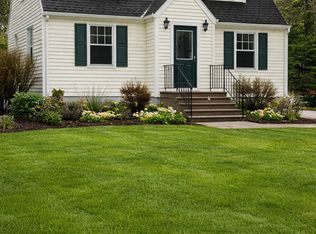 24 North Avenue, North Haven, CT 06473