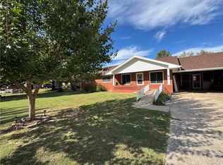 419 W Hannibal St, Siloam Springs, AR 72761