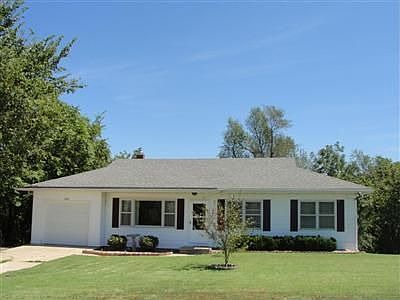 1st image of 2005 S Country Club Dr