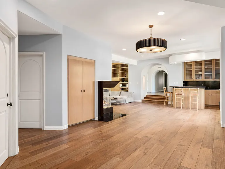 28899 Cliffside Dr — Photo 37