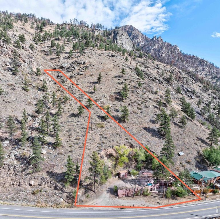 1525 W US Highway 34