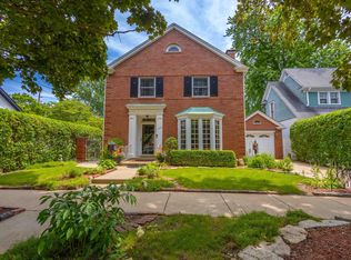 104 Michigan Ave, Valparaiso, IN 46383