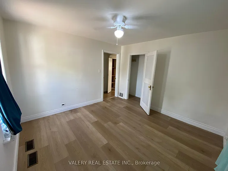 374 Edmonton St #MAIN — Photo 16