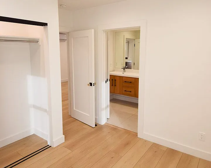 317 Ocean Park Blvd — Photo 22