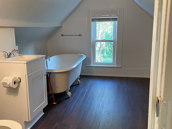 4th image of 116 W Blanche St #2