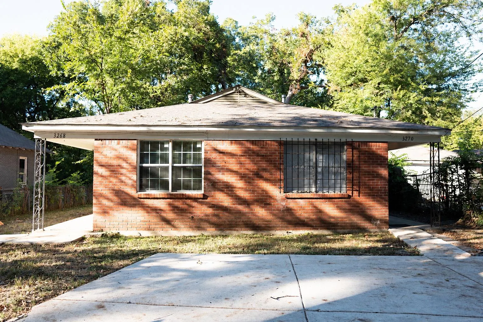 3270 Powell Ave - Powell Avenue Duplex — Photo 1