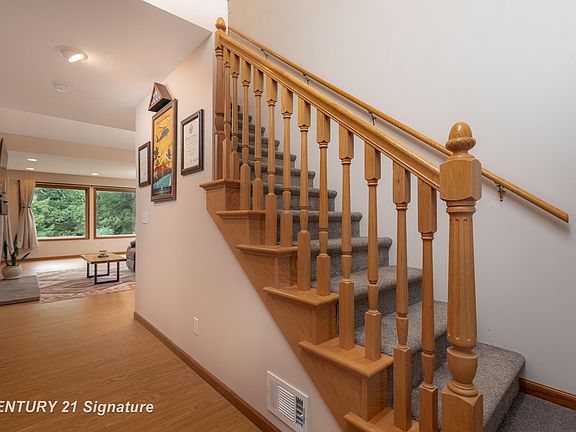 4th image of 5496 S Cedar River Rd