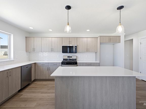 4th image of 3035 N Schimigadoon Way