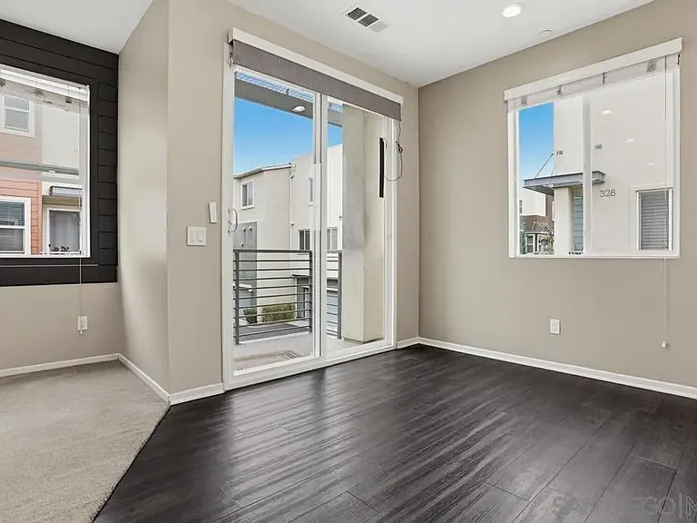329 Antoni Gln #1404 — Photo 10