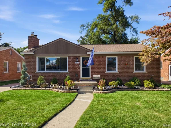 11421 Mayfield St, Livonia, MI 48150