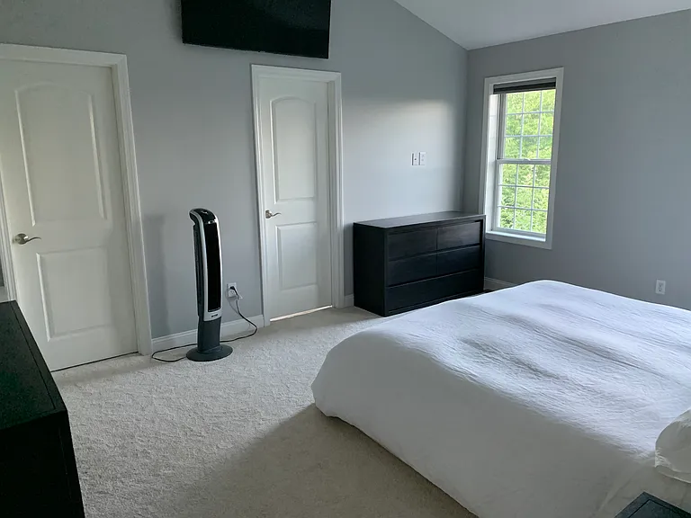 Abigail Dr — Photo 10