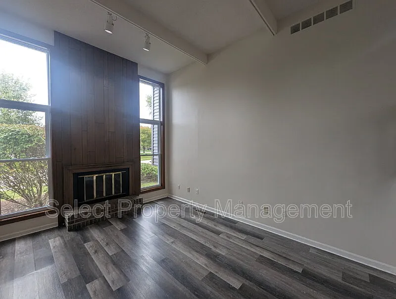 2 bed, 2.0 bath, 1412 sqft, $1,799 — Photo 4