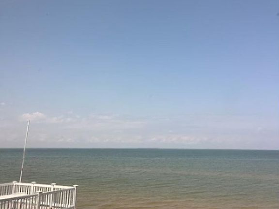 4th image of 8508 Crescent Beach Rd