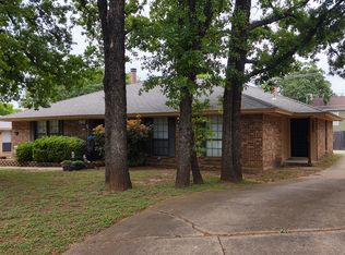 7523 Windhaven Rd, North Richland Hills, TX 76182