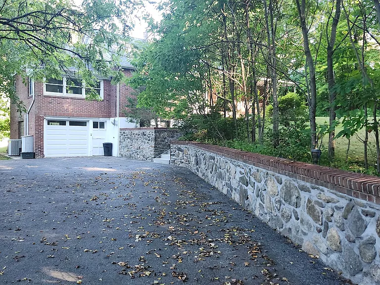 79 Choate Ln — Photo 8