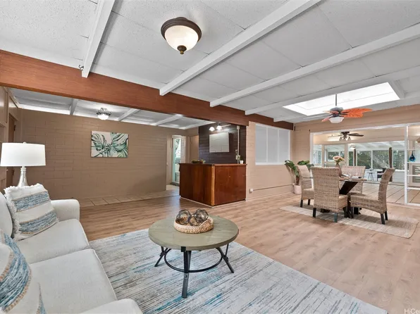 3541 Woodlawn Dr, Honolulu, HI 96822