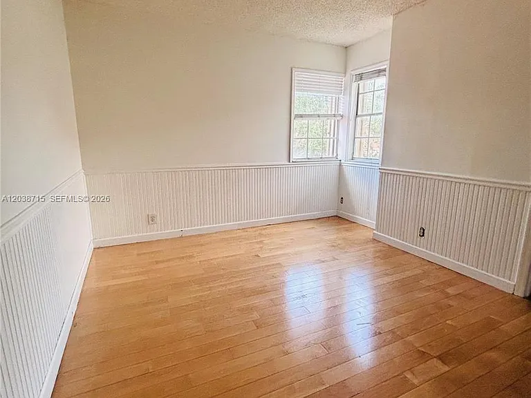 1290 Sorrento Dr #1290 — Photo 15